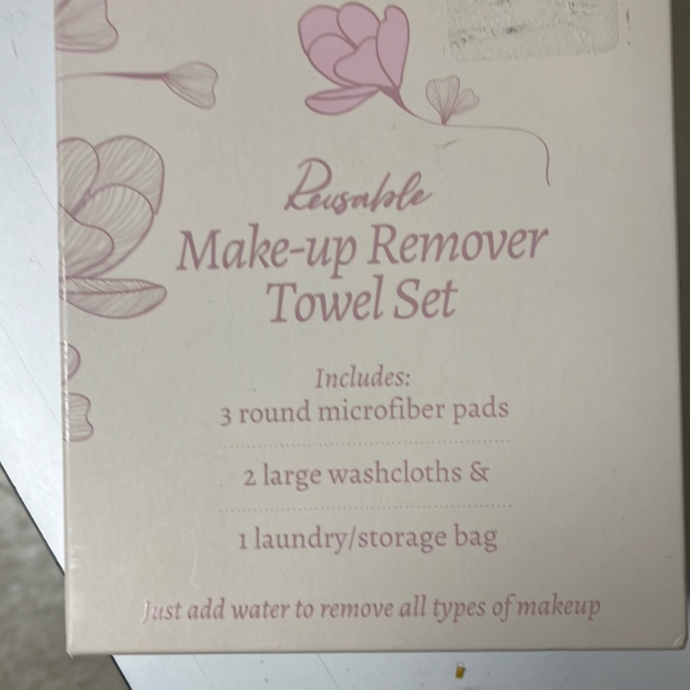 Reusable make up remover, towel set